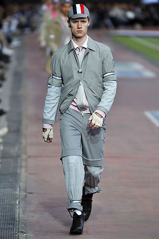 Moncler Gamme Bleu / - 2011